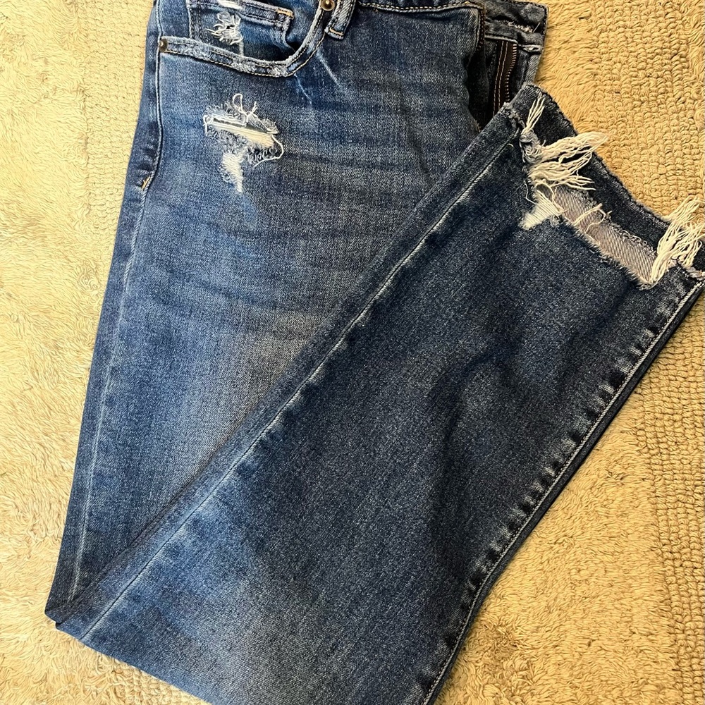Distressed Blue Ankle Jeans